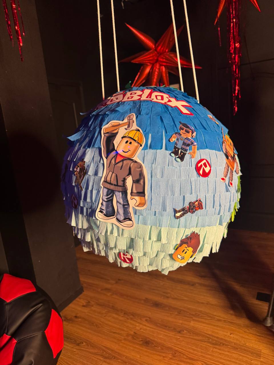 Піньята Roblox персонажі